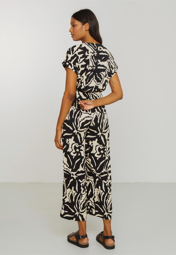Dianella Botanical Jumpsuit recolution